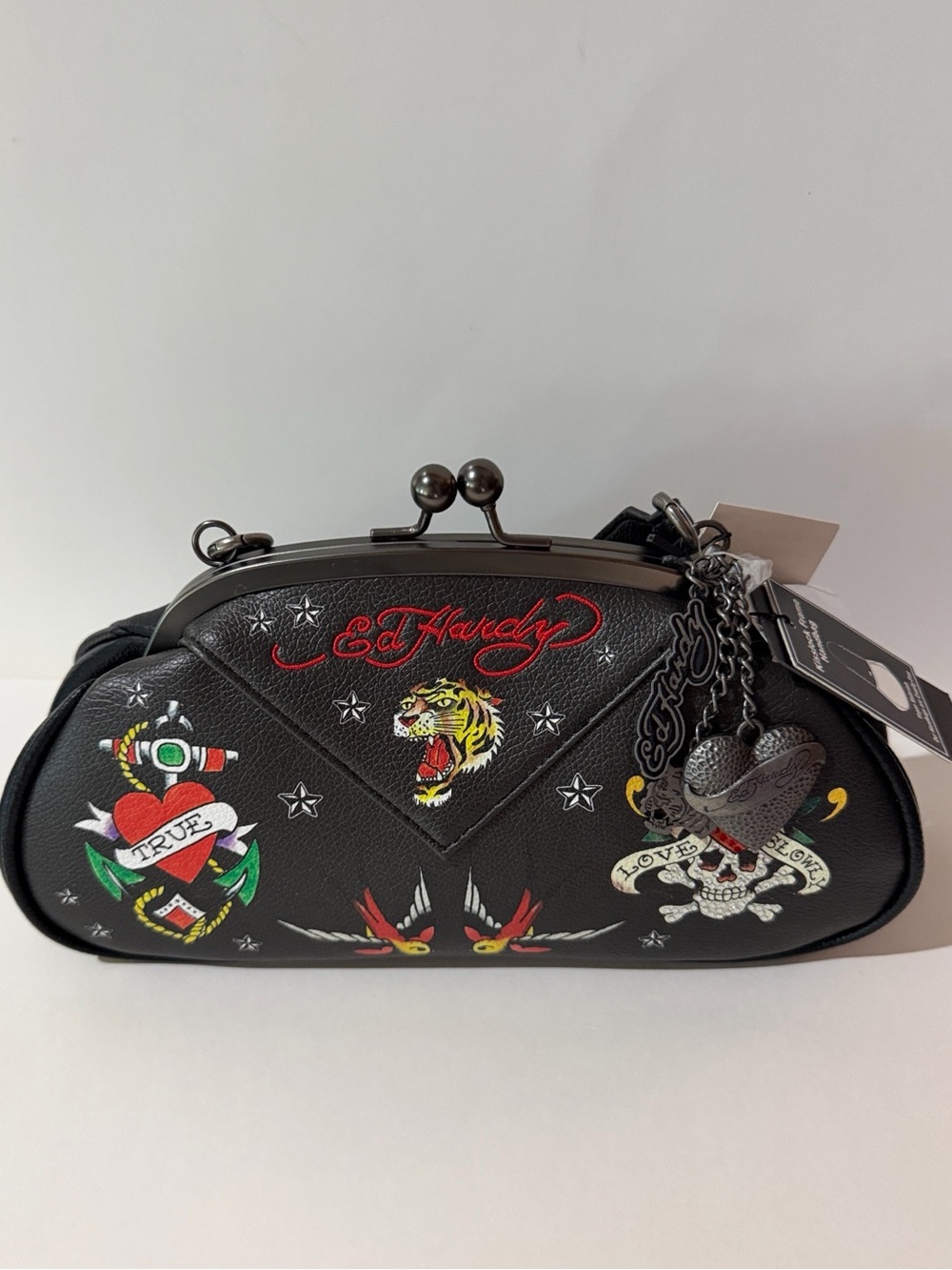 💕 Hello Gorgeous! Ed Hardy Kiss Lock Embossed Tiger Heart Skeleton-NWT - Picture 2 of 11